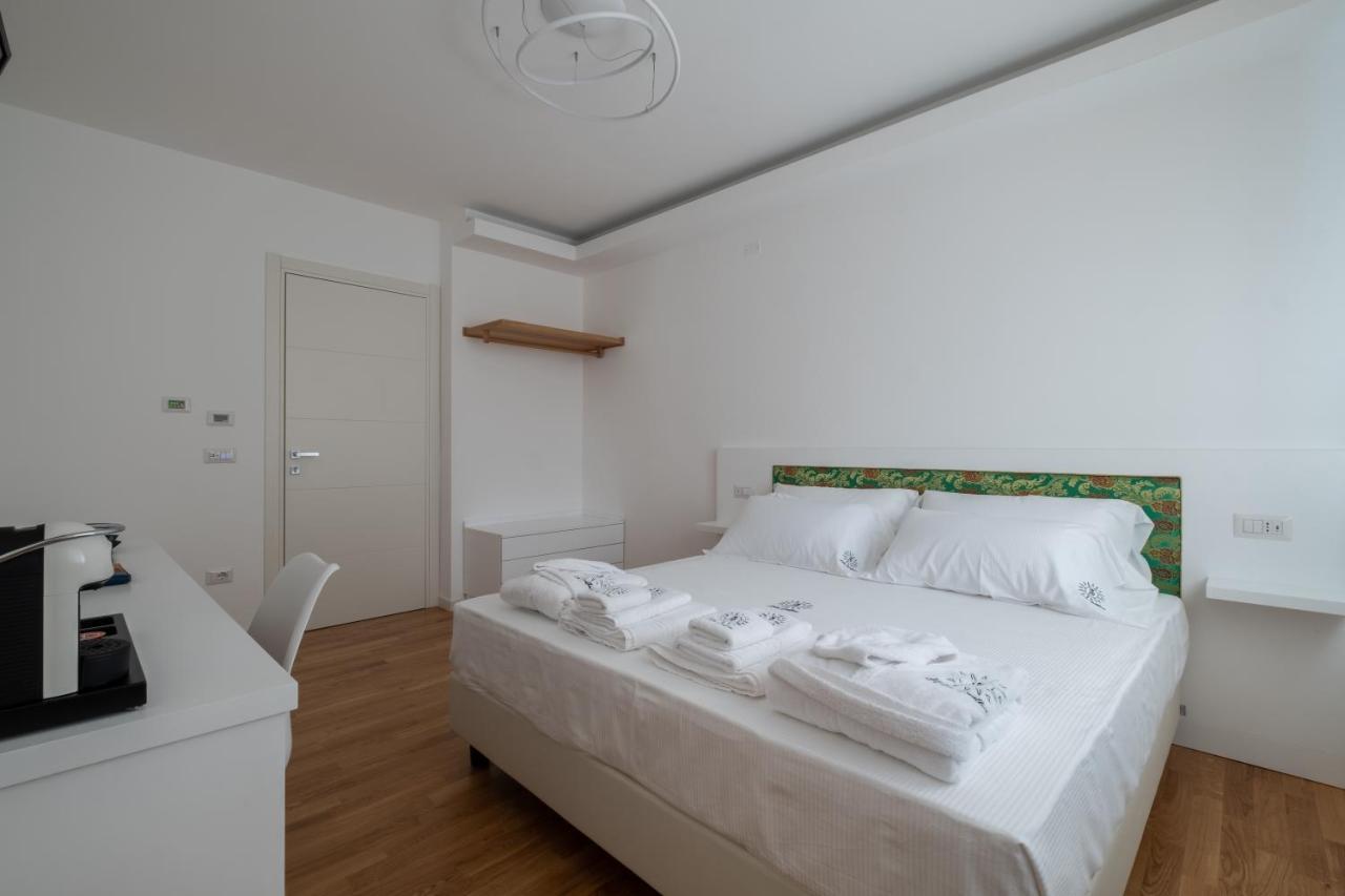 Helios Guest House Cagliari Exterior photo